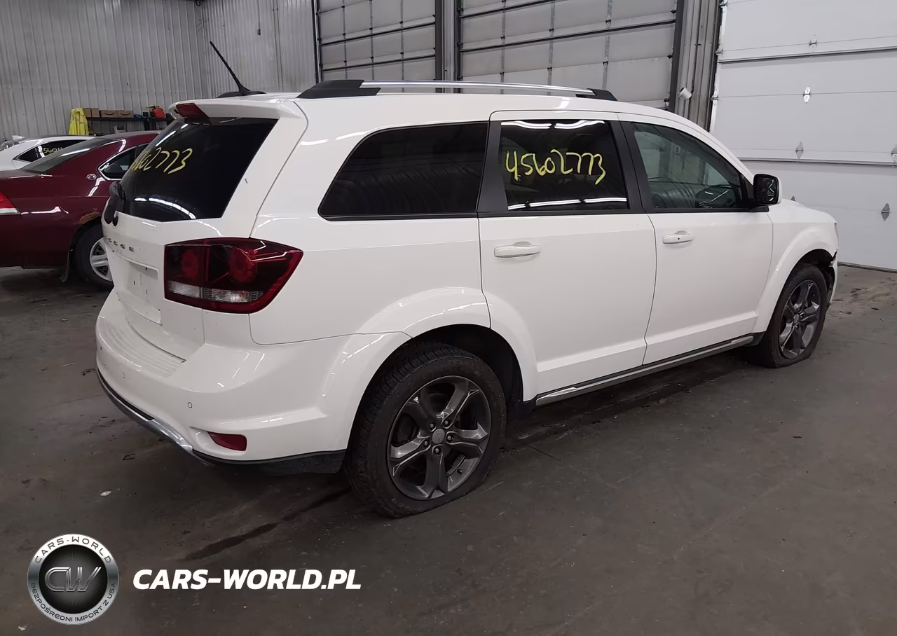 2015 Dodge Journey Crossroad VIN:3C4PDDGG6FT721187 - 4