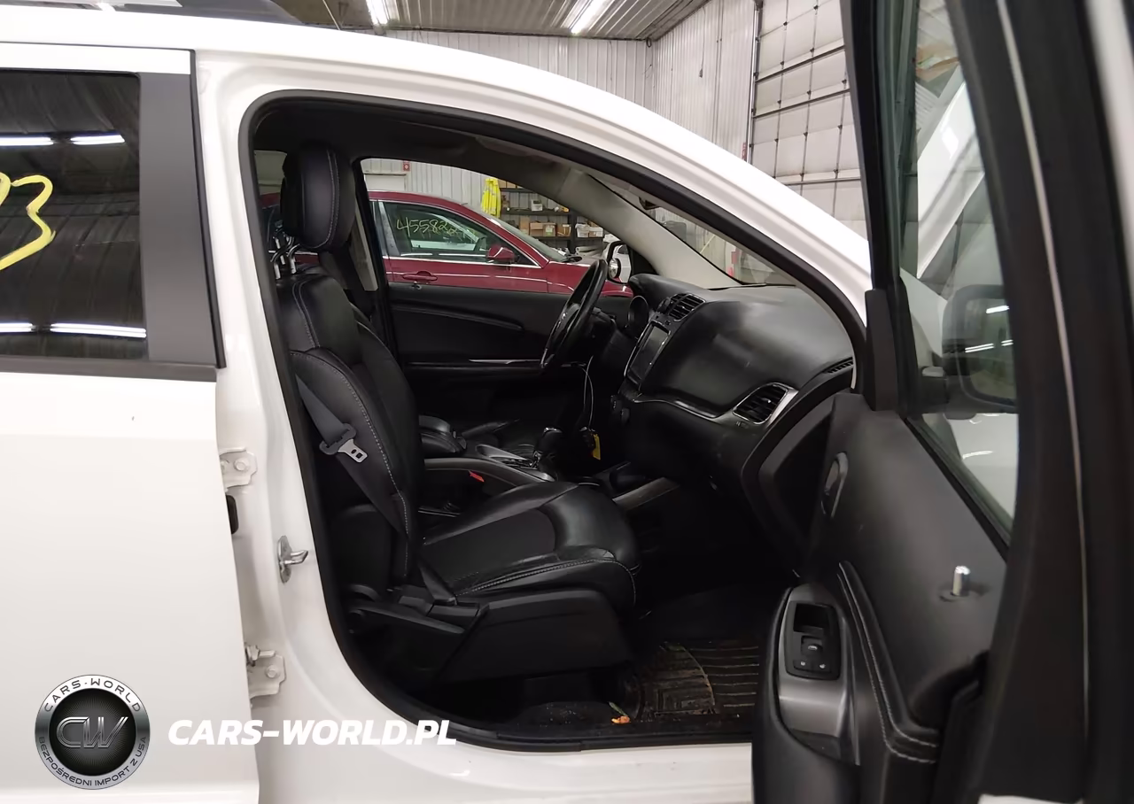 2015 Dodge Journey Crossroad VIN:3C4PDDGG6FT721187 - 5