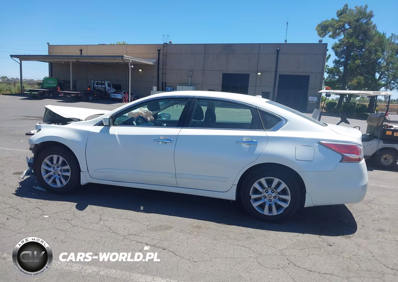 2014 Nissan Altima 2.5 S VIN:1N4AL3AP9EC319837 - 17
