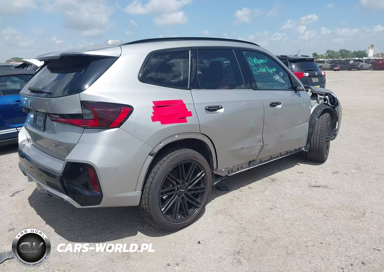 2023 BMW X1 xDrive28I VIN:WBX73EF06P5X24348 - 4