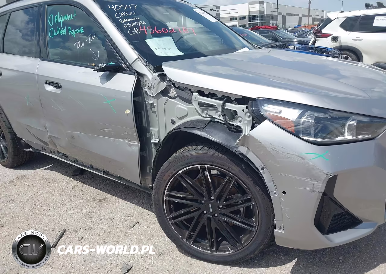 2023 BMW X1 xDrive28I VIN:WBX73EF06P5X24348 - 6