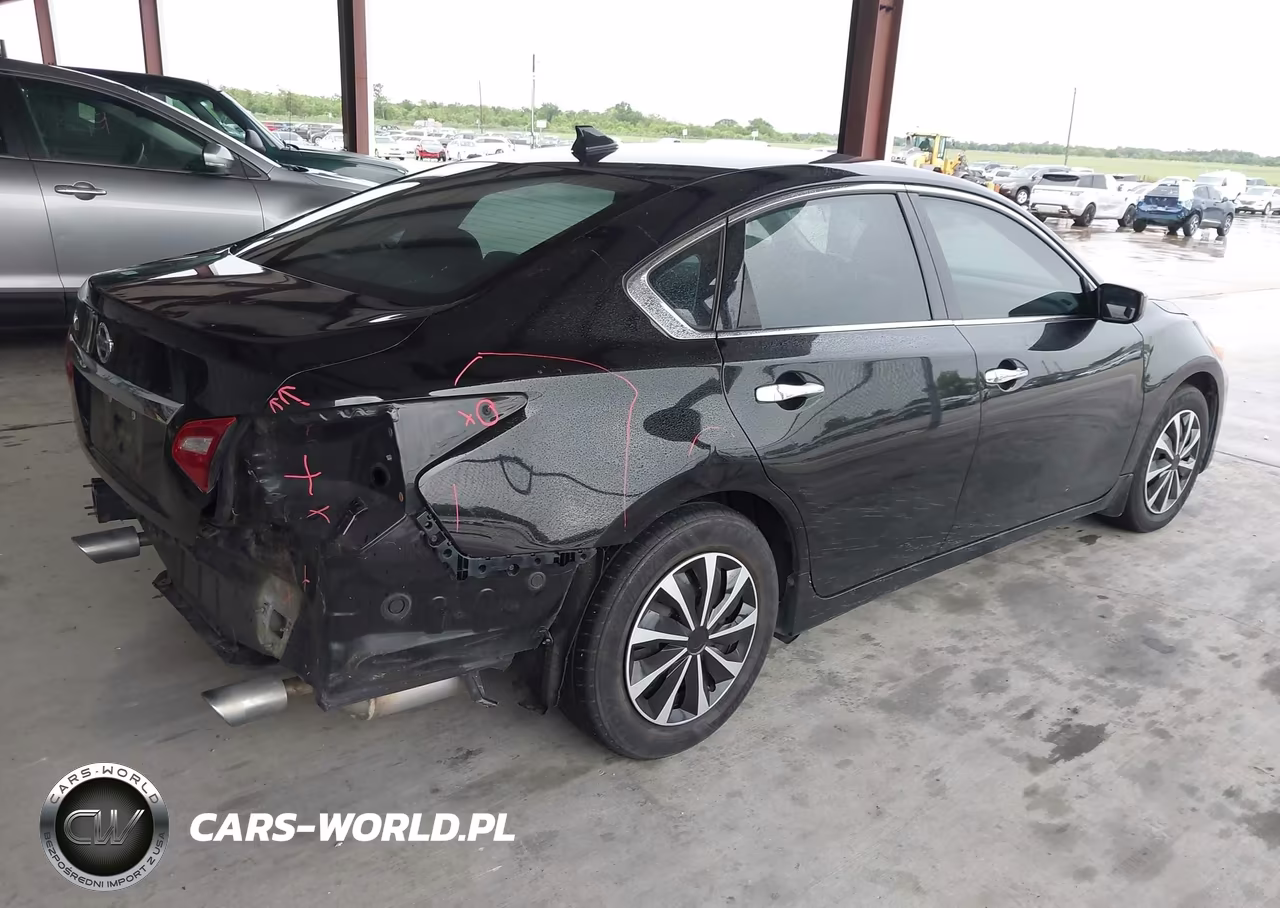 2017 Nissan Altima 2.5 S VIN:1N4AL3AP3HC271580 - 4