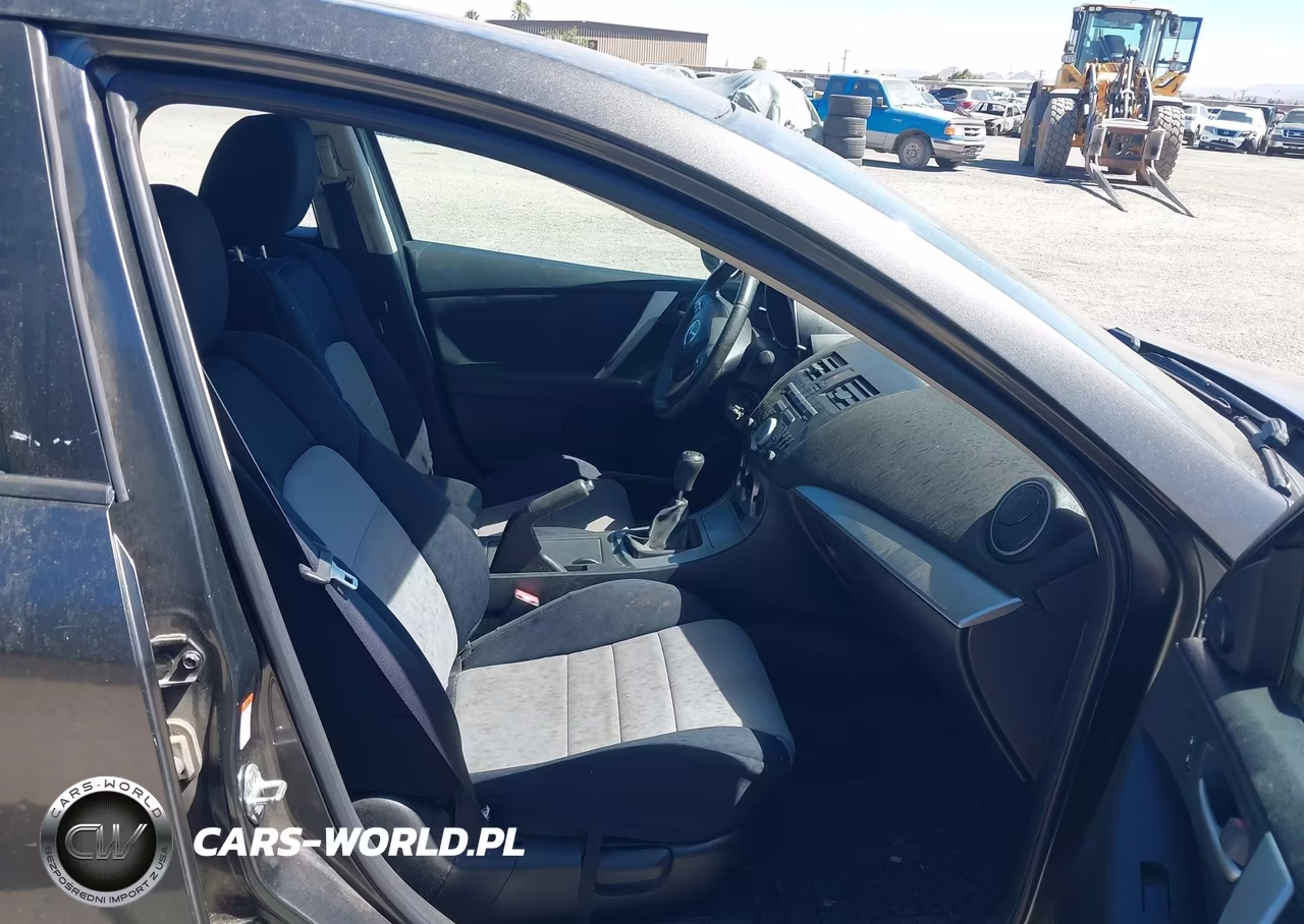 2010 Mazda Mazda3 S Sport VIN:JM1BL1S64A1351982 - 5