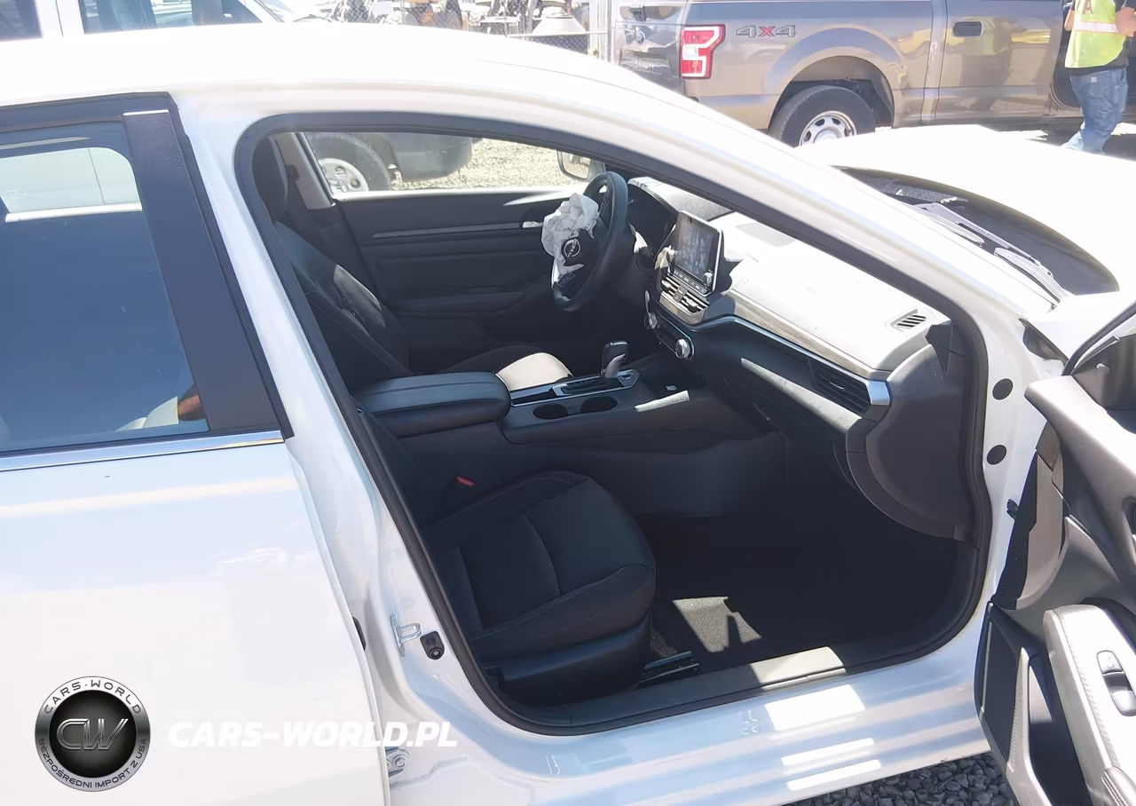 2025 Nissan Altima Sv Fwd VIN:1N4BL4DVXSN357811 - 5