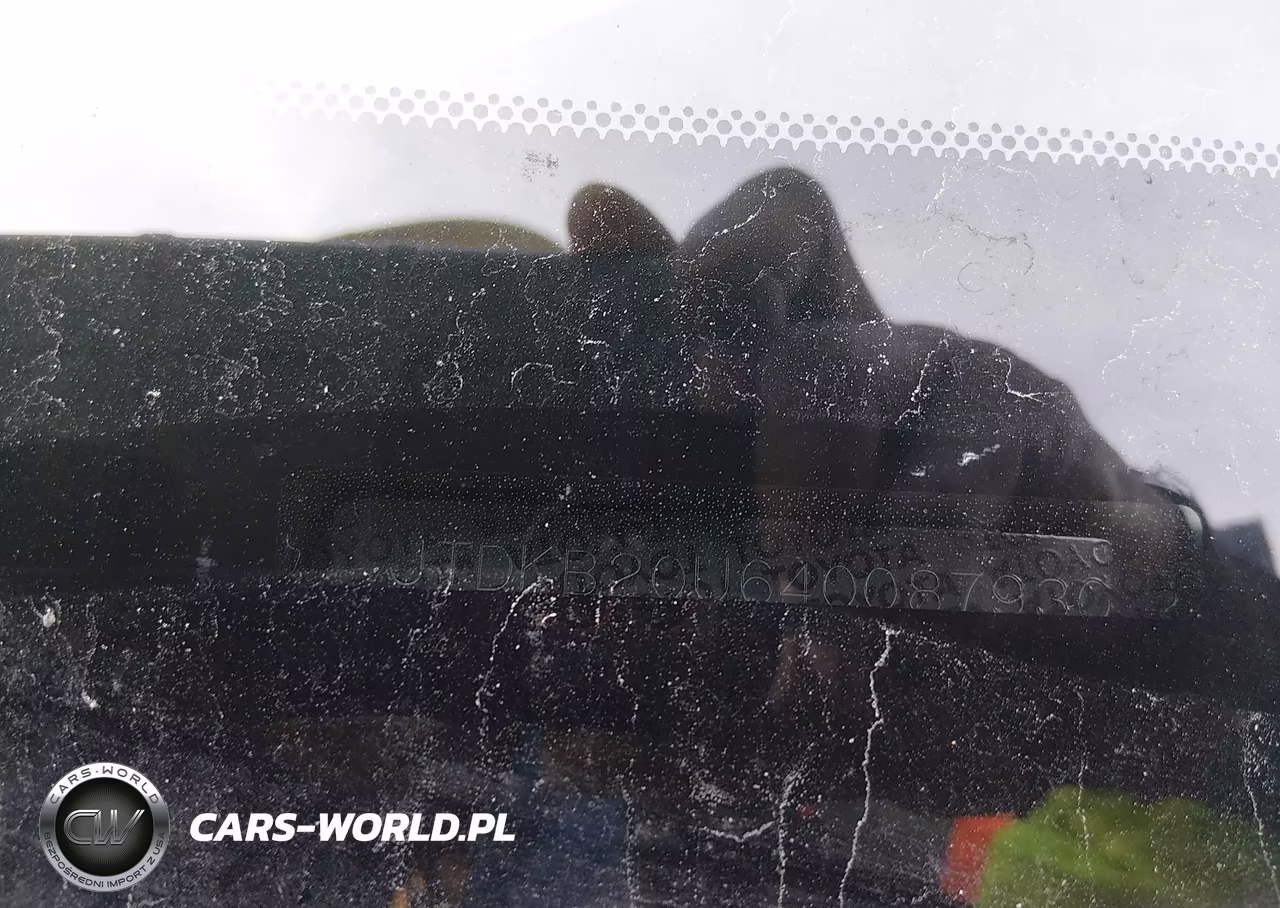 2004 Toyota Prius VIN:JTDKB20U640087930 - 12