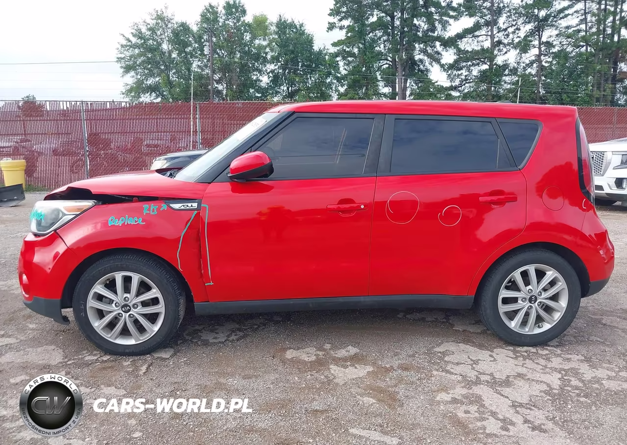 2018 Kia Soul + VIN:KNDJP3A5XJ7587697 - 14