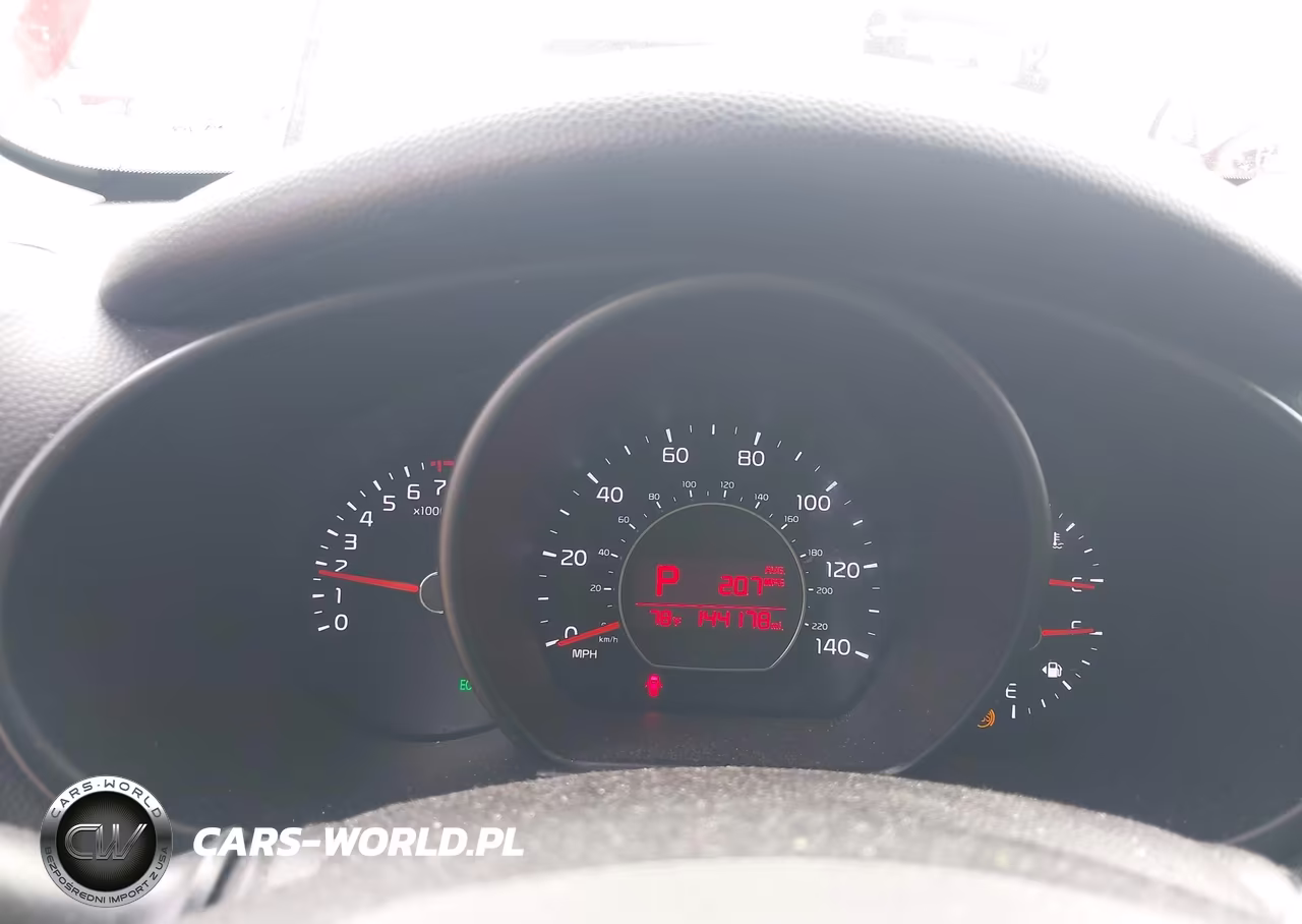 2018 Kia Soul + VIN:KNDJP3A5XJ7587697 - 15