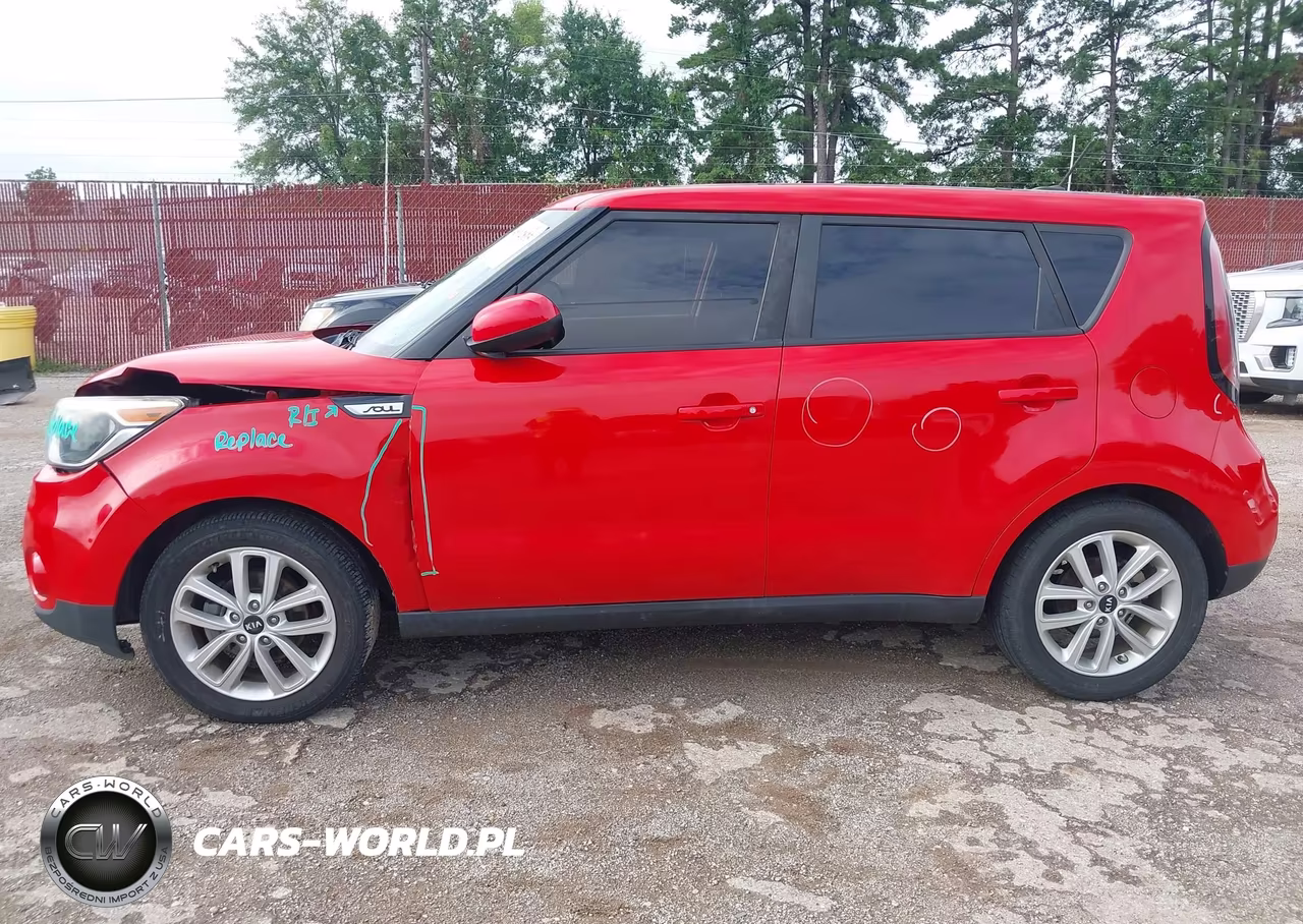 2018 Kia Soul + VIN:KNDJP3A5XJ7587697 - 17