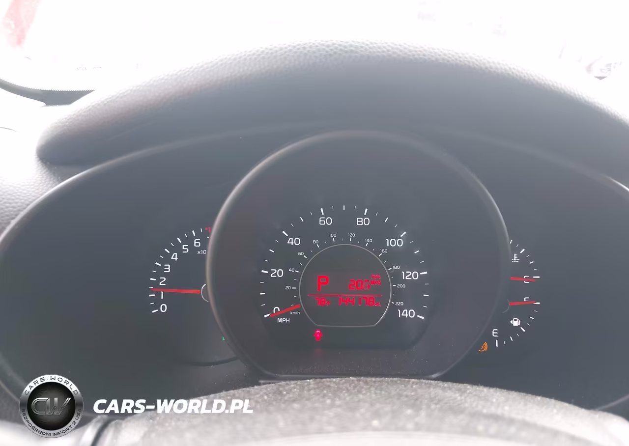 2018 Kia Soul + VIN:KNDJP3A5XJ7587697 - 7