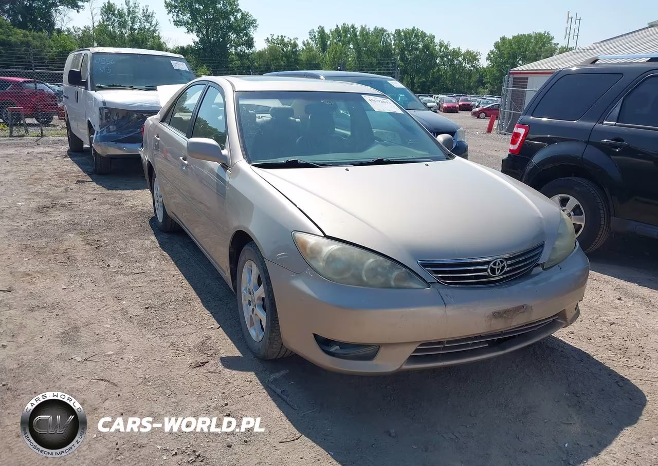2005 Toyota Camry Xle V6 – zdjęcie 1 z 16