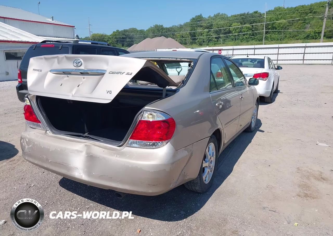 2005 Toyota Camry Xle V6 VIN:4T1BF30K55U100925 - 4