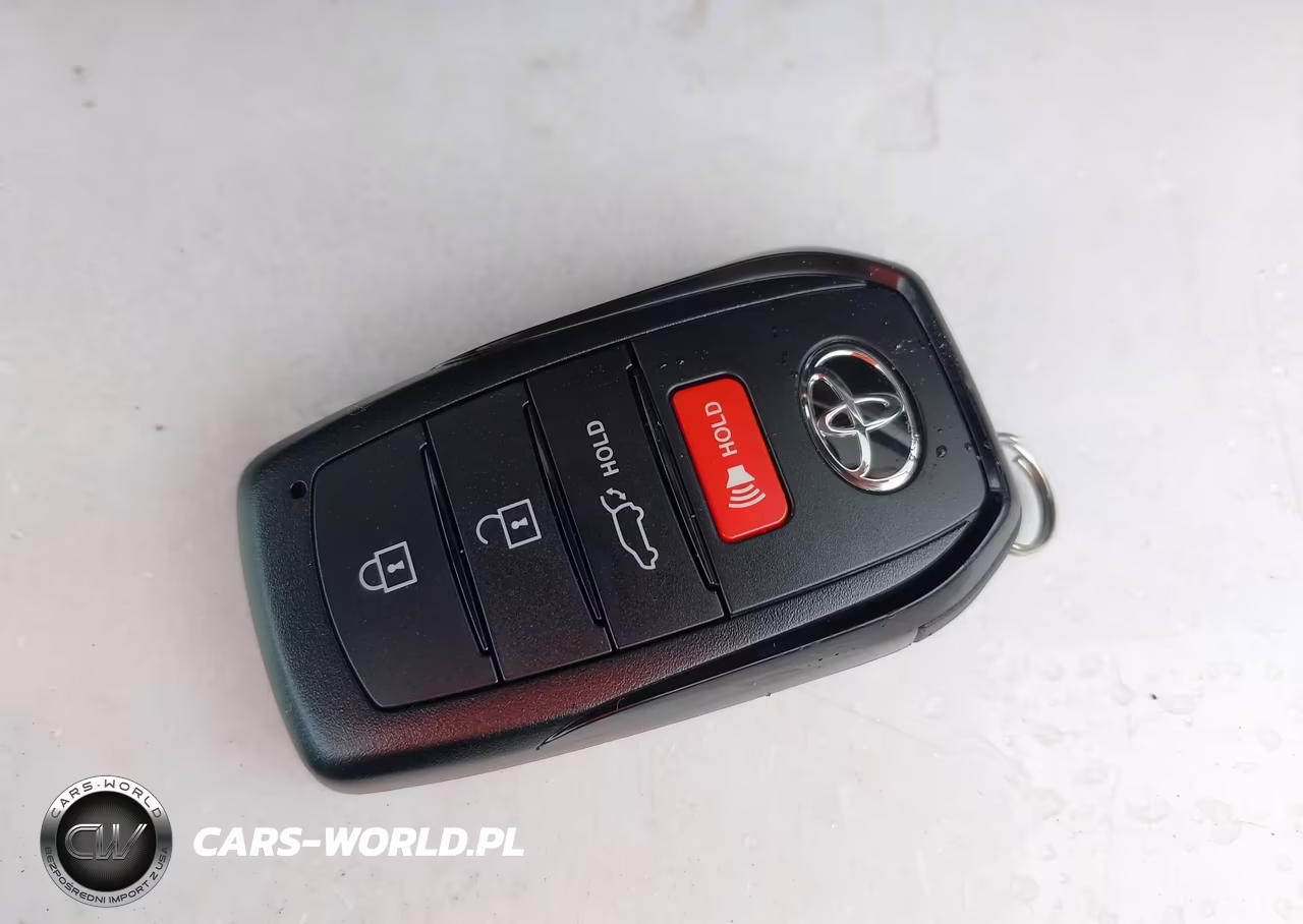 2026 Toyota Sequoia Platinum VIN:7SVAAABA3TX077444 - 11