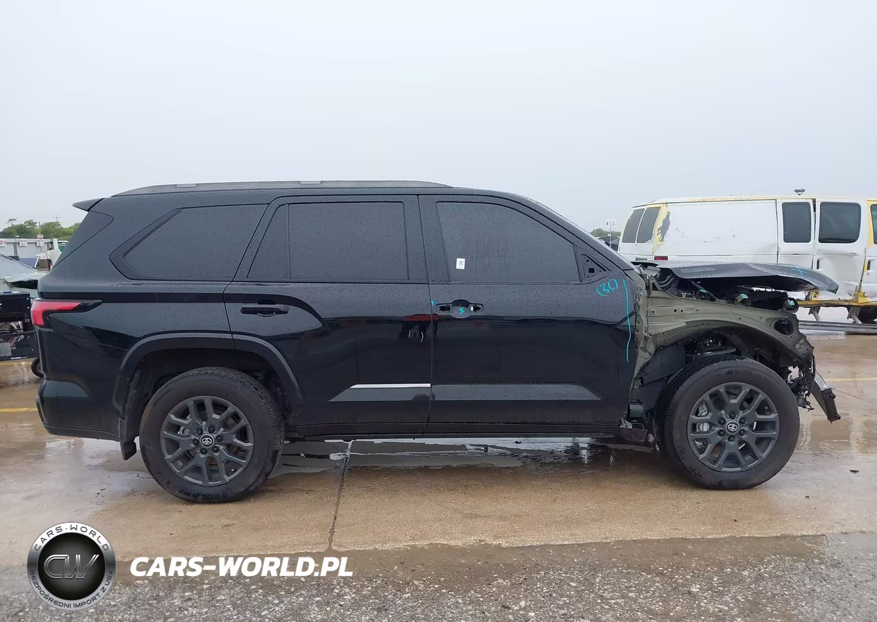 2026 Toyota Sequoia Platinum VIN:7SVAAABA3TX077444 - 14