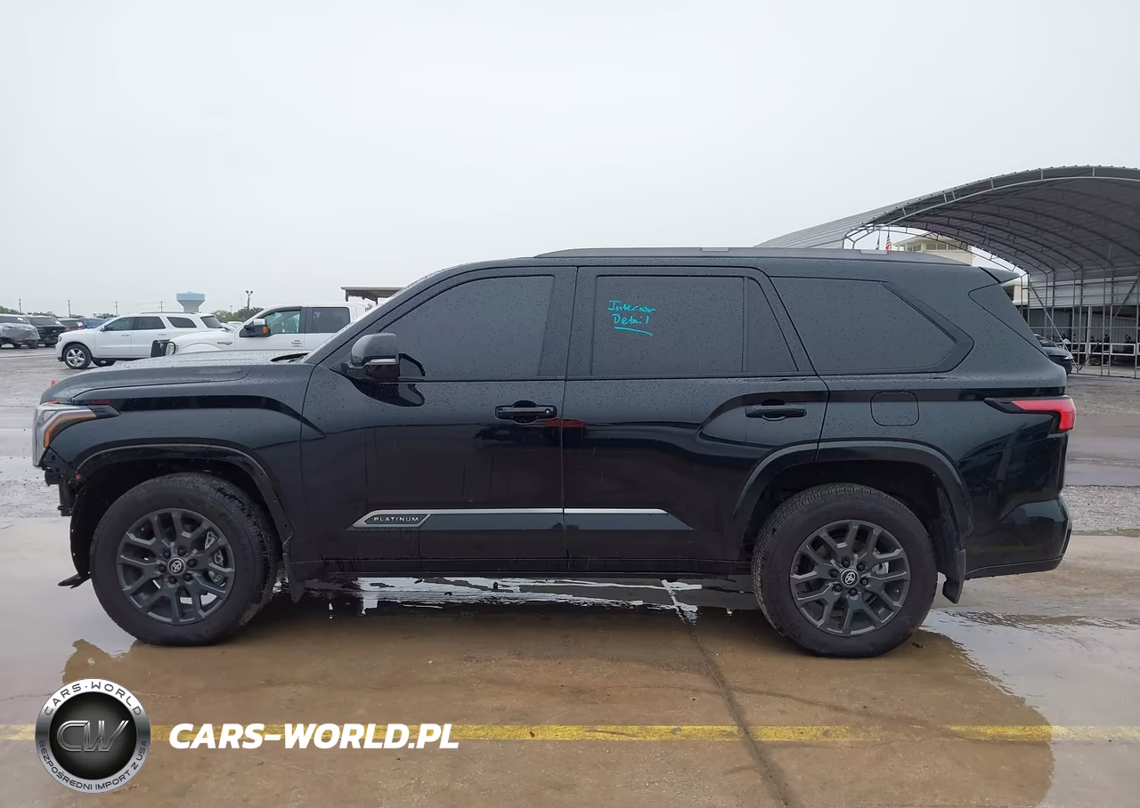 2026 Toyota Sequoia Platinum VIN:7SVAAABA3TX077444 - 15