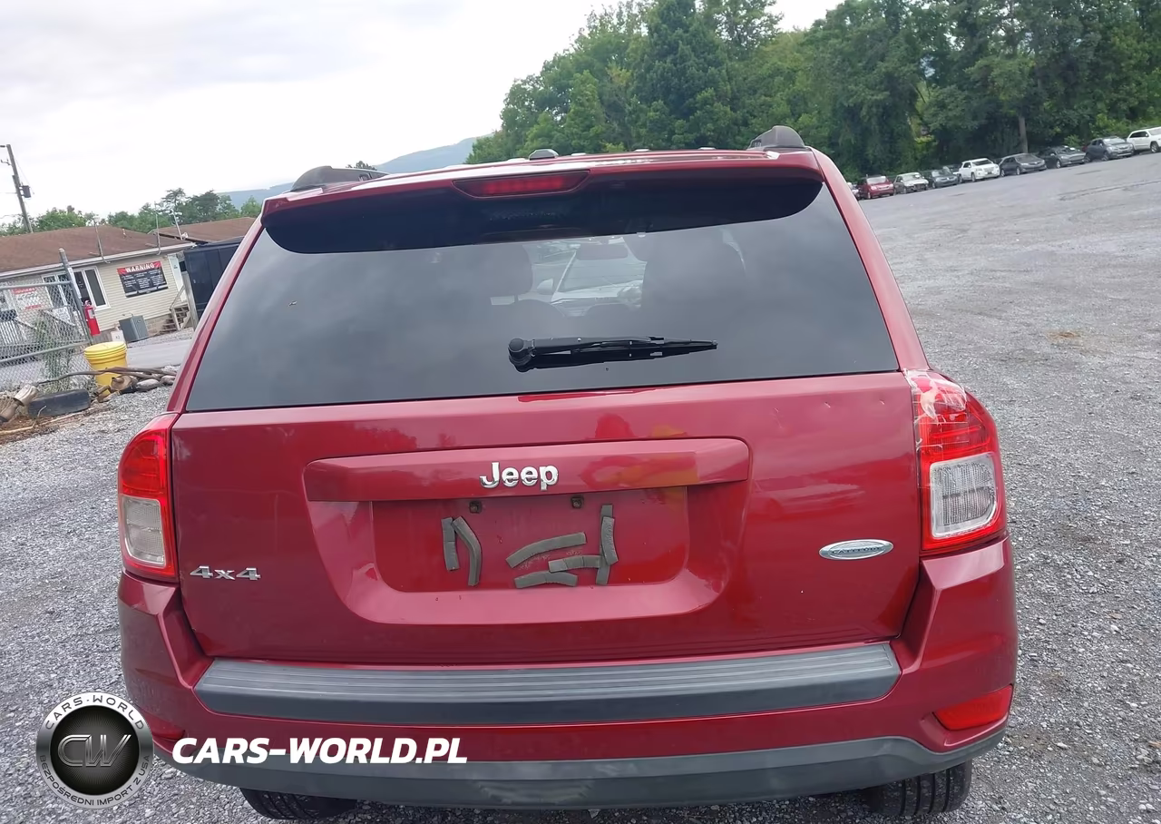 2012 Jeep Compass Latitude VIN:1C4NJDEB2CD651132 - 17