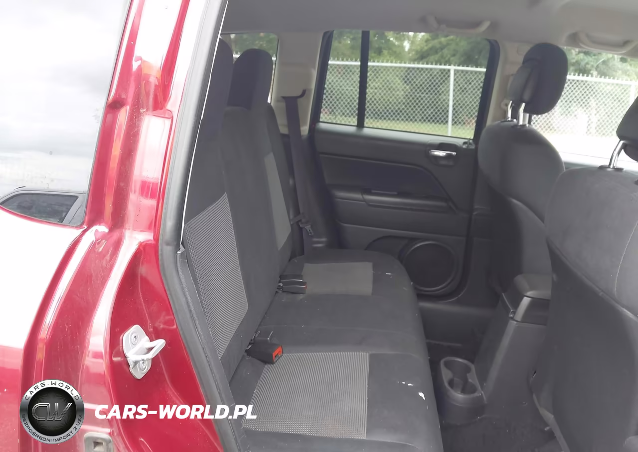 2012 Jeep Compass Latitude VIN:1C4NJDEB2CD651132 - 8