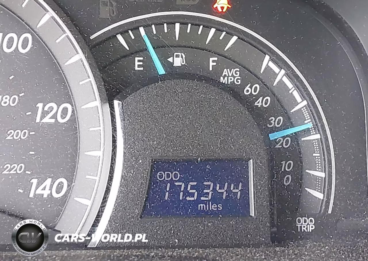 2015 Toyota Camry Le VIN:4T1BF1FK6FU098292 - 15