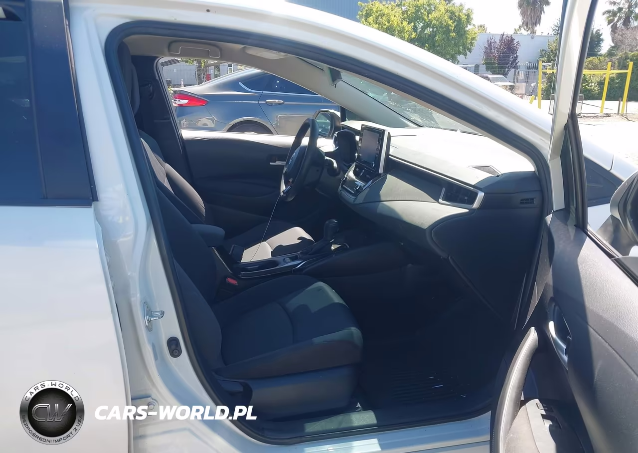 2020 Toyota Corolla Hybrid Le VIN:JTDEBRBE7LJ009659 - 5
