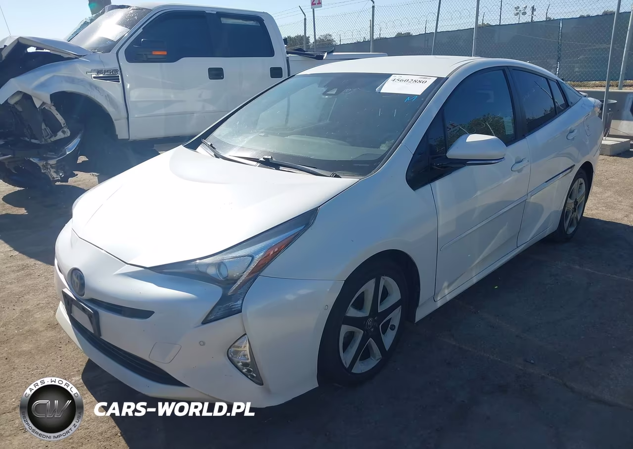 2016 Toyota Prius Four Touring VIN:JTDKARFU0G3007463 - 2