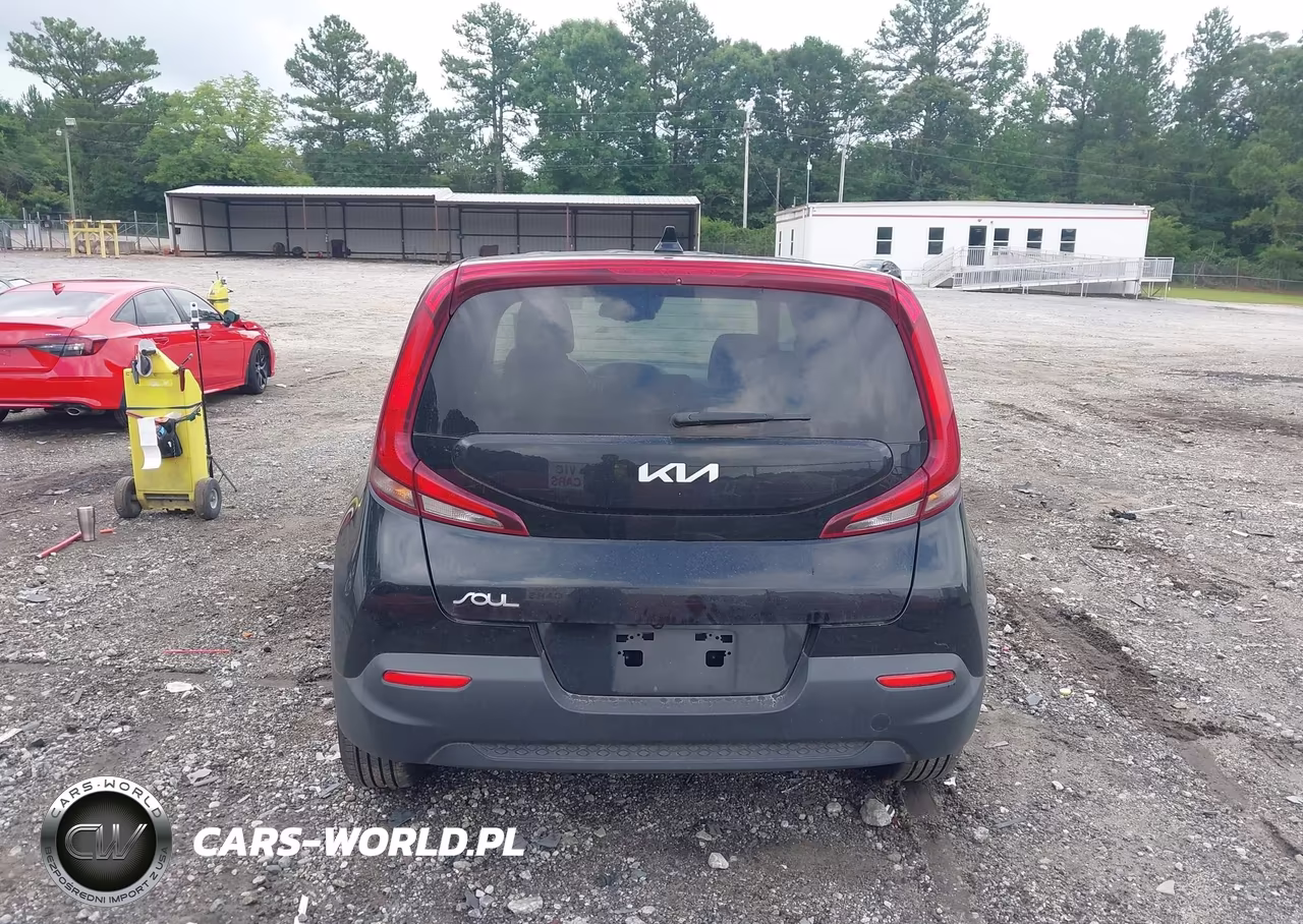 2022 Kia Soul S VIN:KNDJ23AU7N7801234 - 17