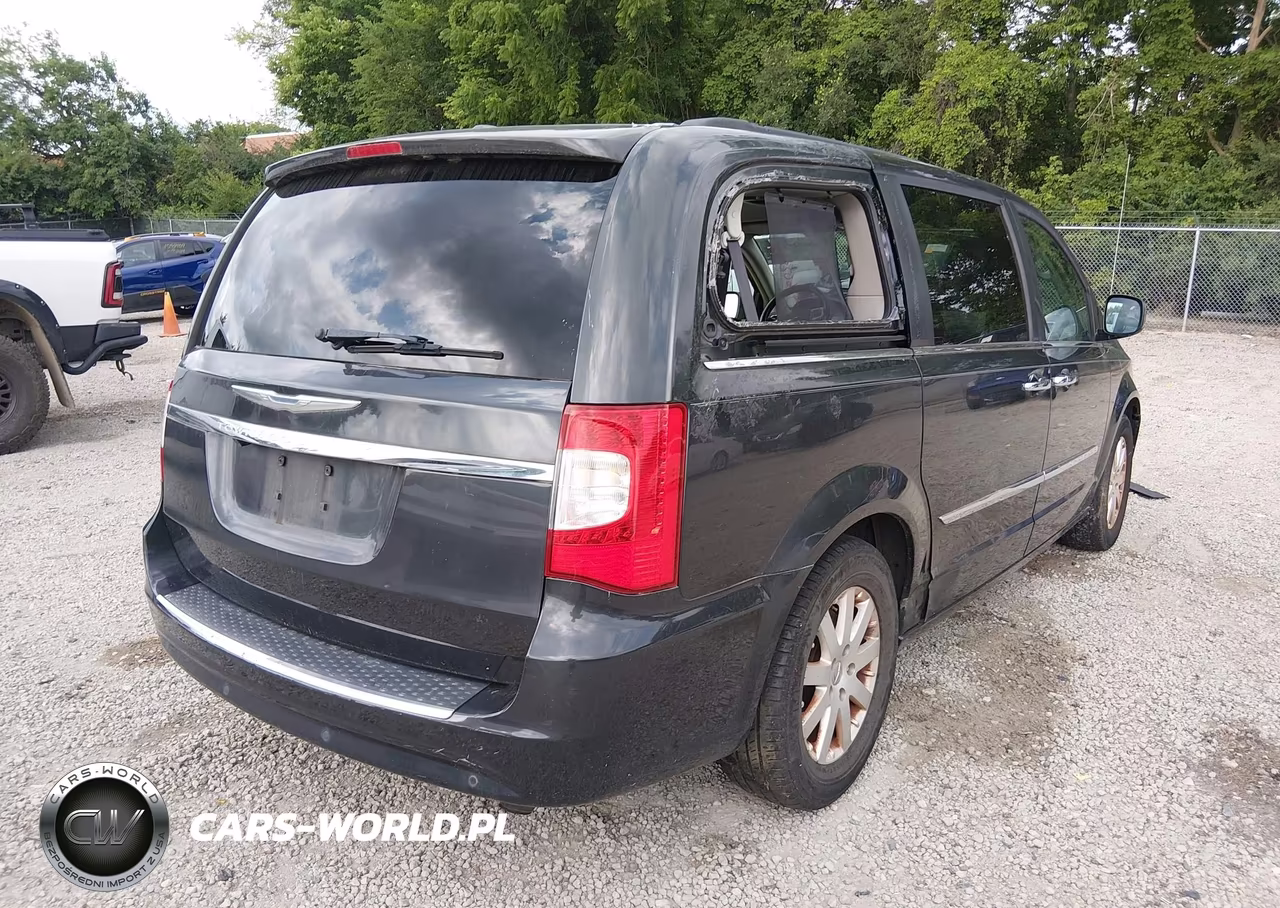 2012 Chrysler Town & Country Touring-L VIN:2C4RC1CG8CR209266 - 4