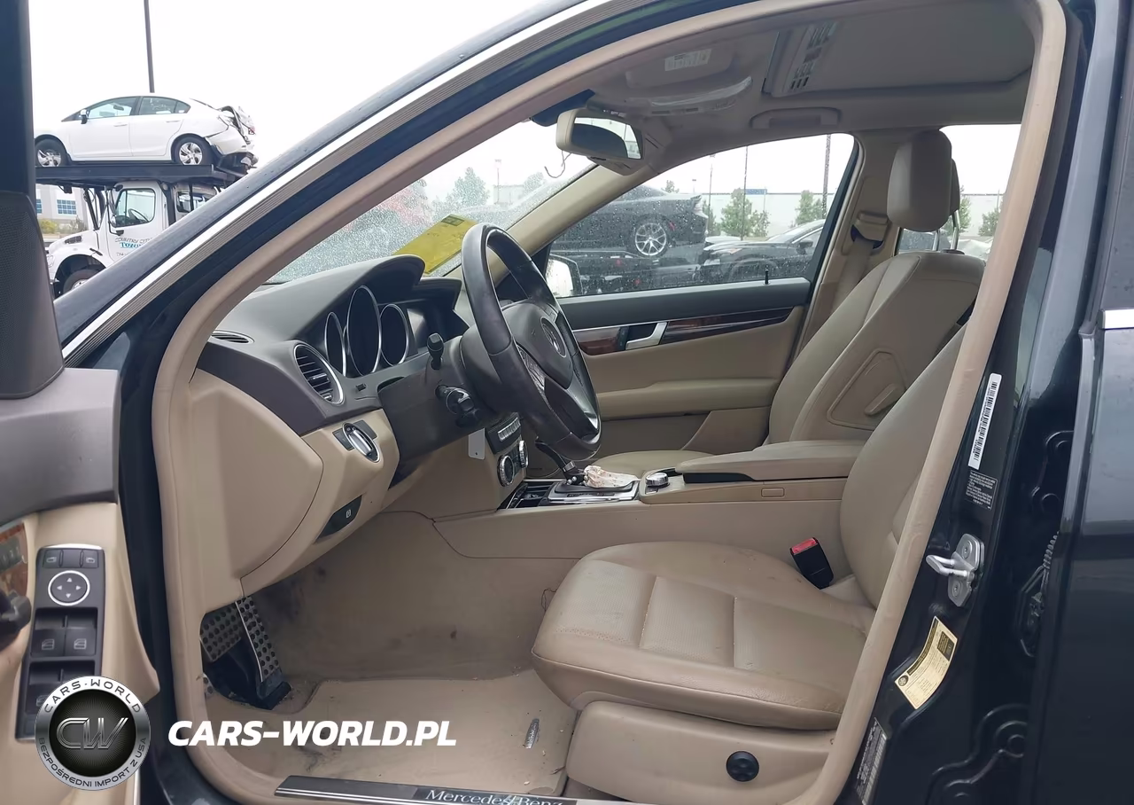 2012 Mercedes-Benz C 250 Sport VIN:WDDGF4HB7CR228805 - 5