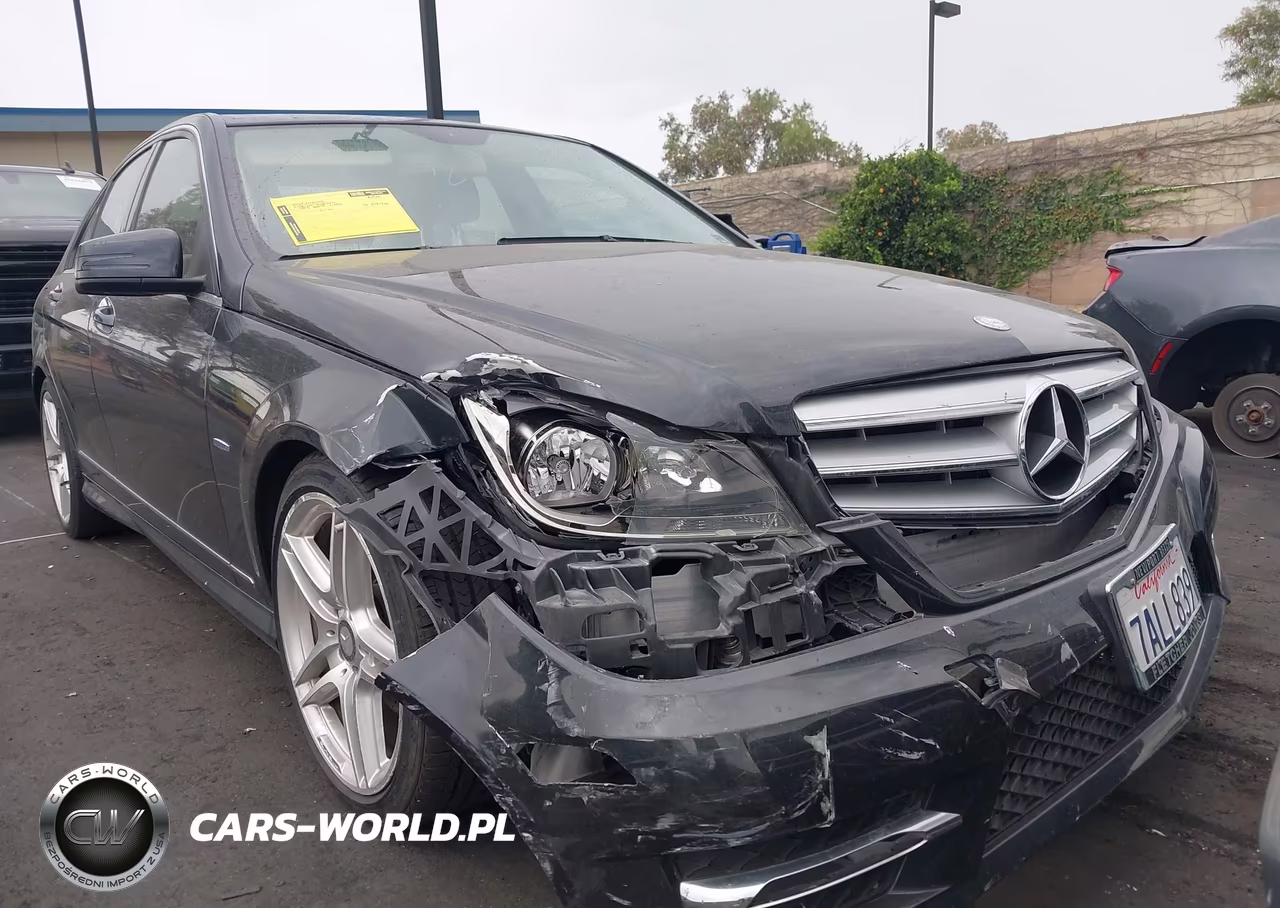 2012 Mercedes-Benz C 250 Sport VIN:WDDGF4HB7CR228805 - 6