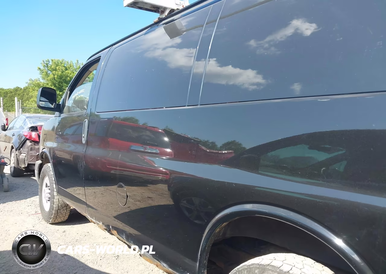 2014 Chevrolet Express 3500 Work Van VIN:1GCZGTCA3E1206679 - 14