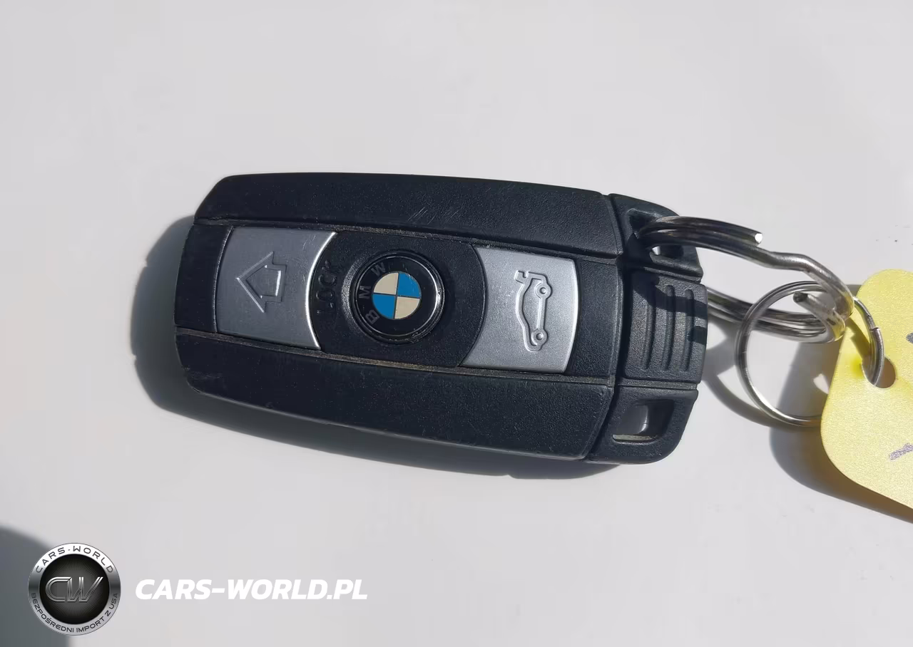 2013 BMW X1 xDrive28I VIN:WBAVL1C52DVR83084 - 11