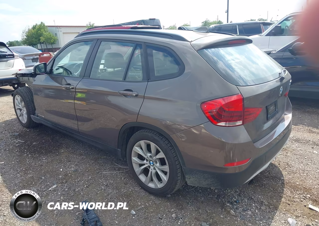 2013 BMW X1 xDrive28I VIN:WBAVL1C52DVR83084 - 3