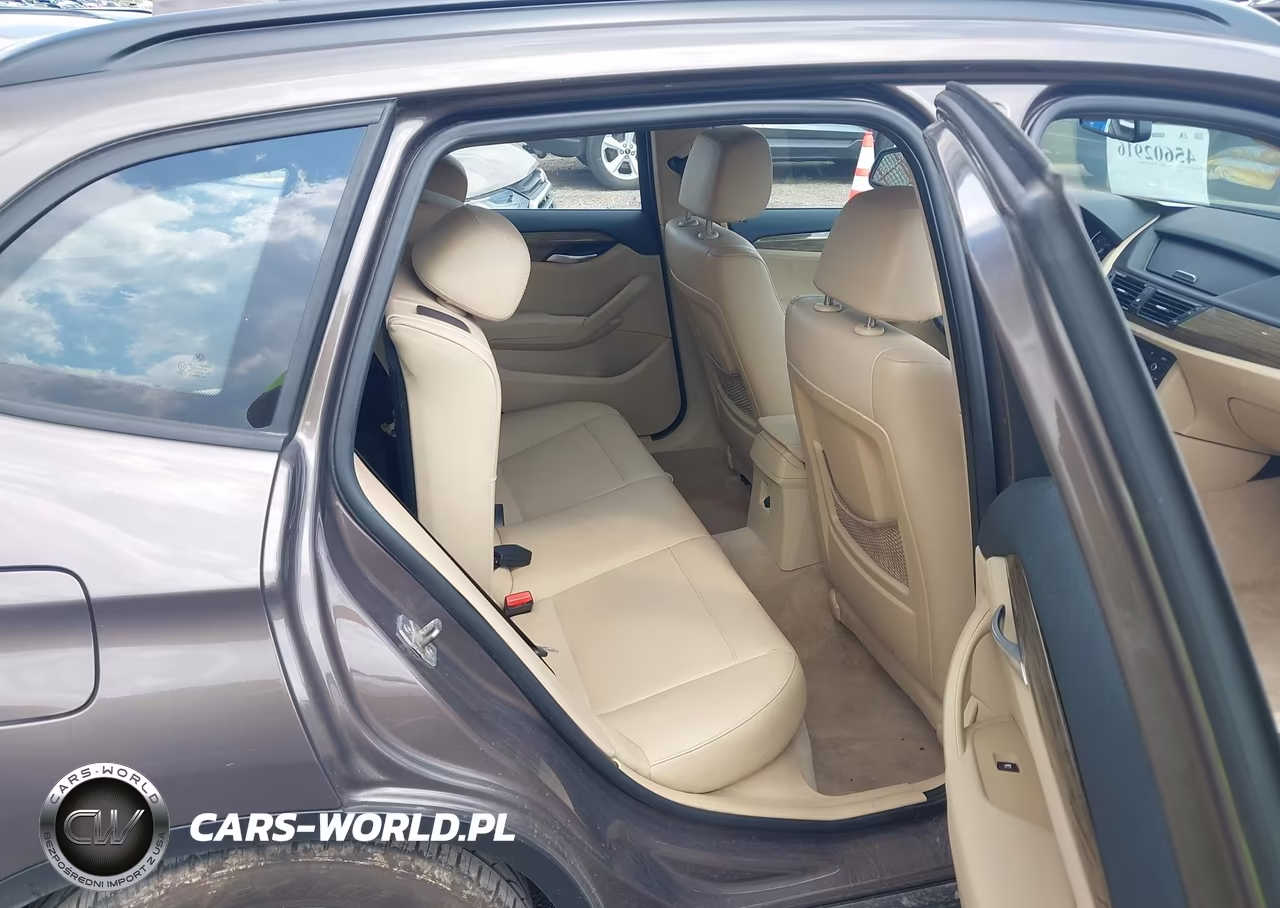 2013 BMW X1 xDrive28I VIN:WBAVL1C52DVR83084 - 8