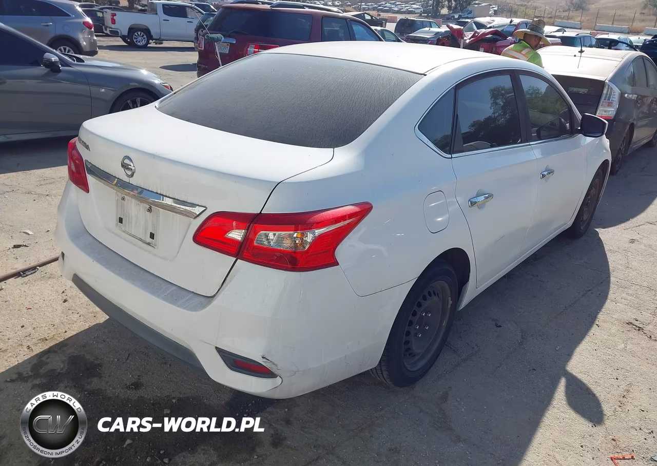 2016 Nissan Sentra S VIN:3N1AB7AP9GY318849 - 4