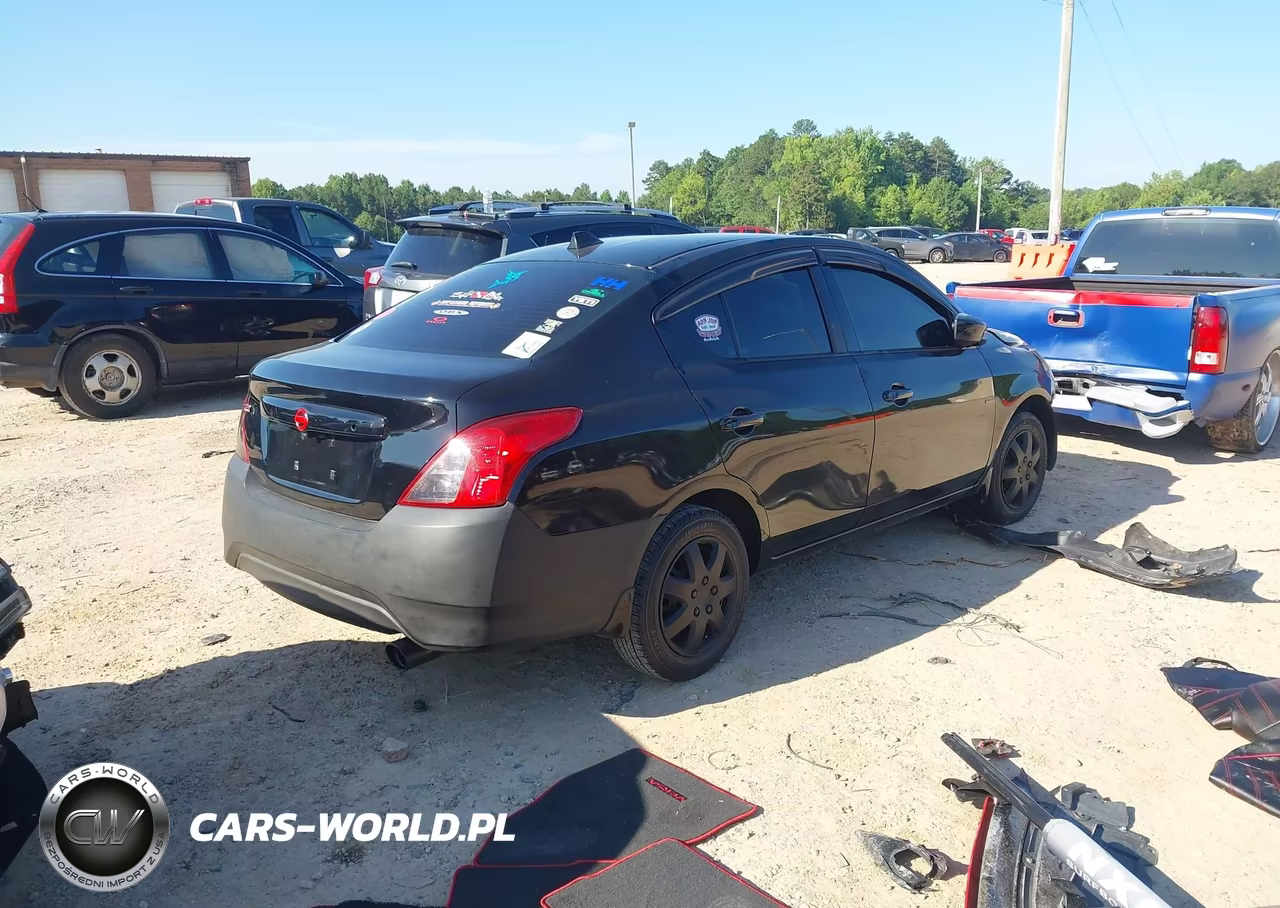 2016 Nissan Versa 1.6 S VIN:3N1CN7AP7GL912160 - 4
