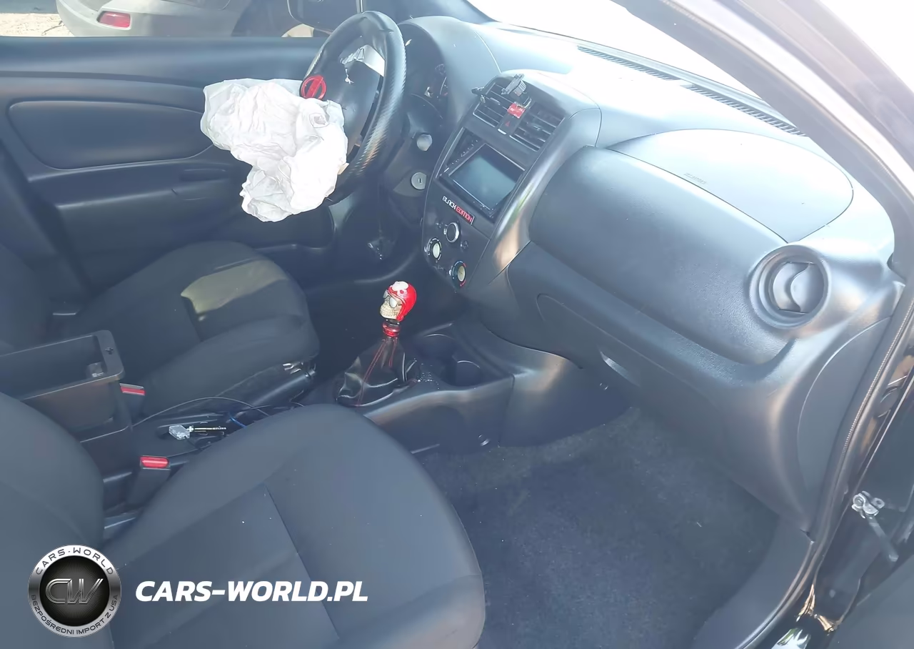 2016 Nissan Versa 1.6 S VIN:3N1CN7AP7GL912160 - 5