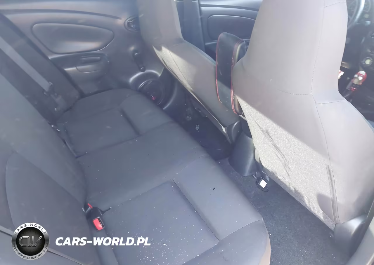 2016 Nissan Versa 1.6 S VIN:3N1CN7AP7GL912160 - 8