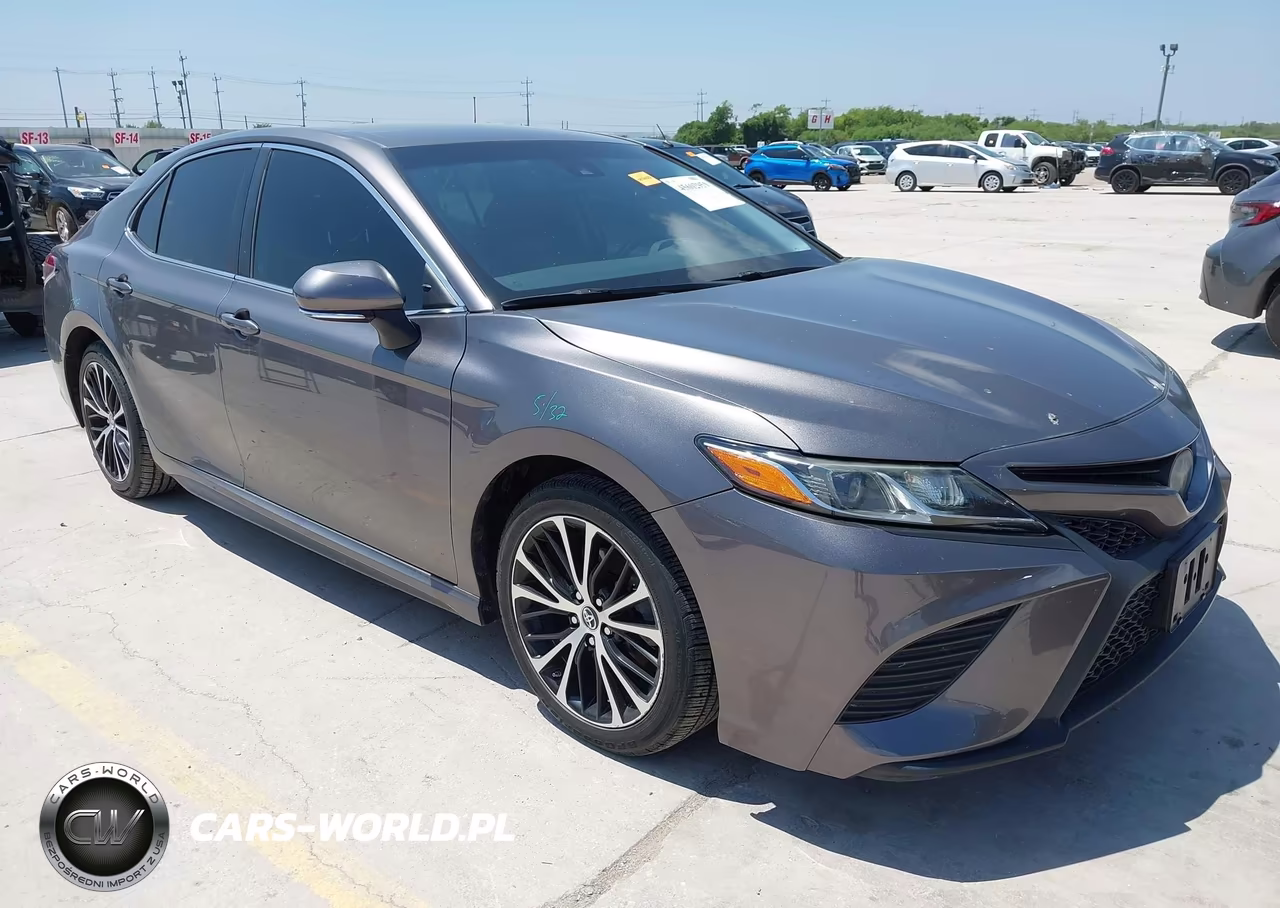 2019 Toyota Camry Se – zdjęcie 1 z 16