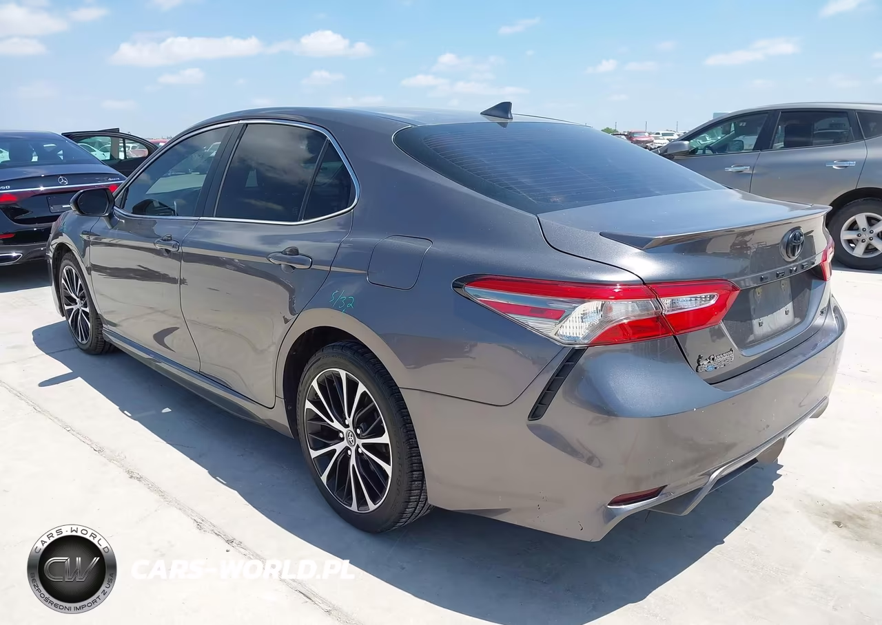 2019 Toyota Camry Se VIN:4T1B11HK4KU843501 - 3