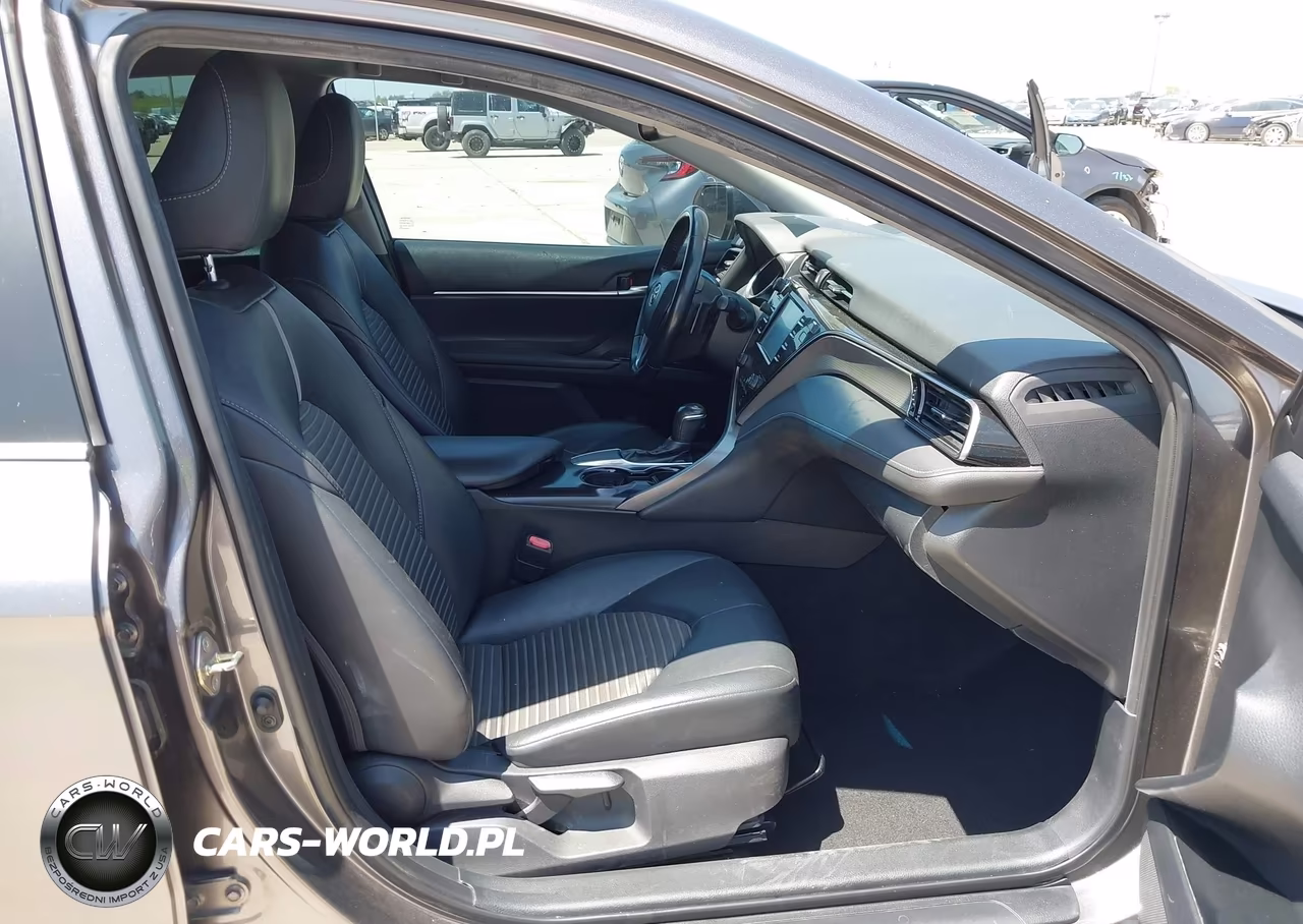 2019 Toyota Camry Se VIN:4T1B11HK4KU843501 - 5
