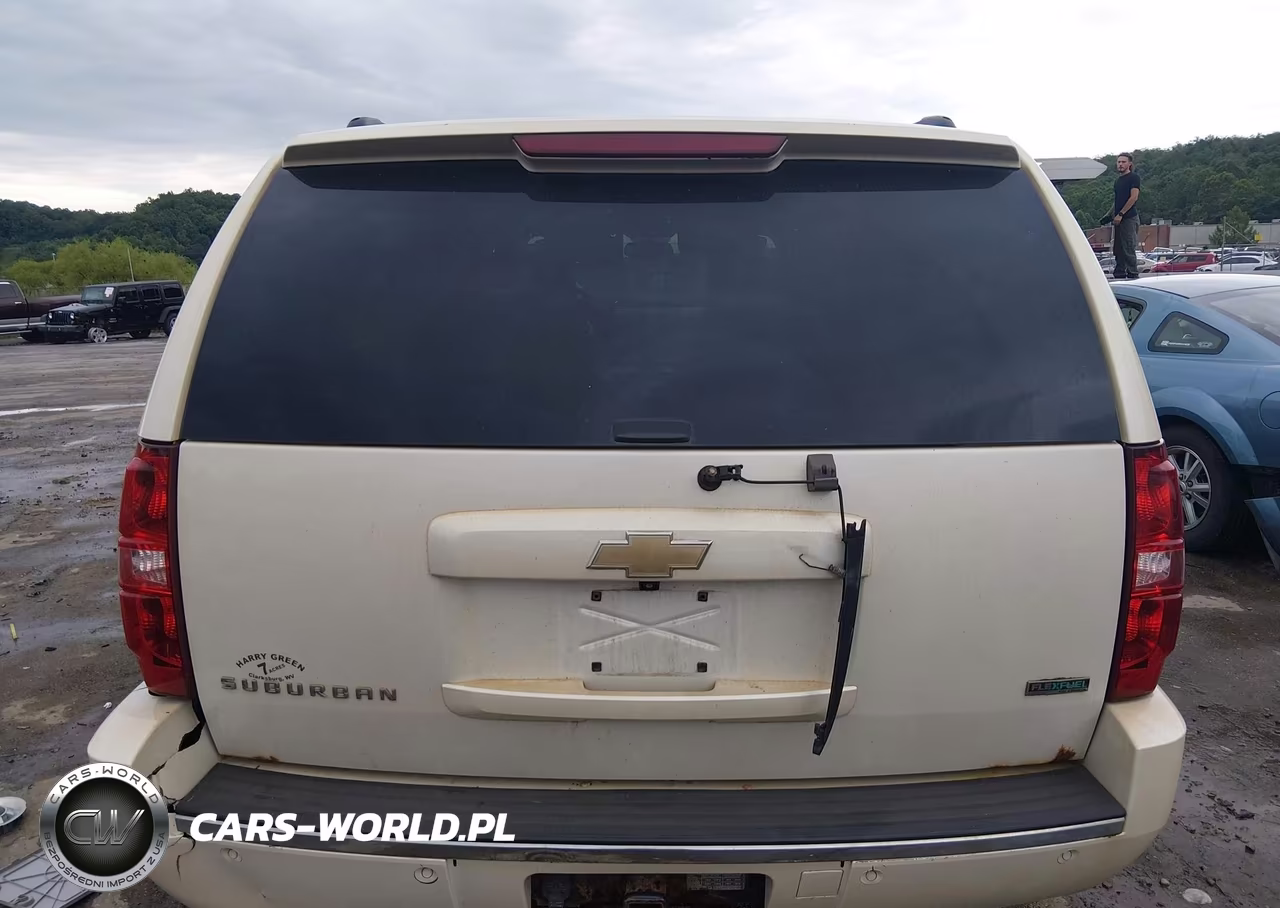 2010 Chevrolet Suburban 1500 Ltz VIN:1GNUKKE33AR183179 - 15