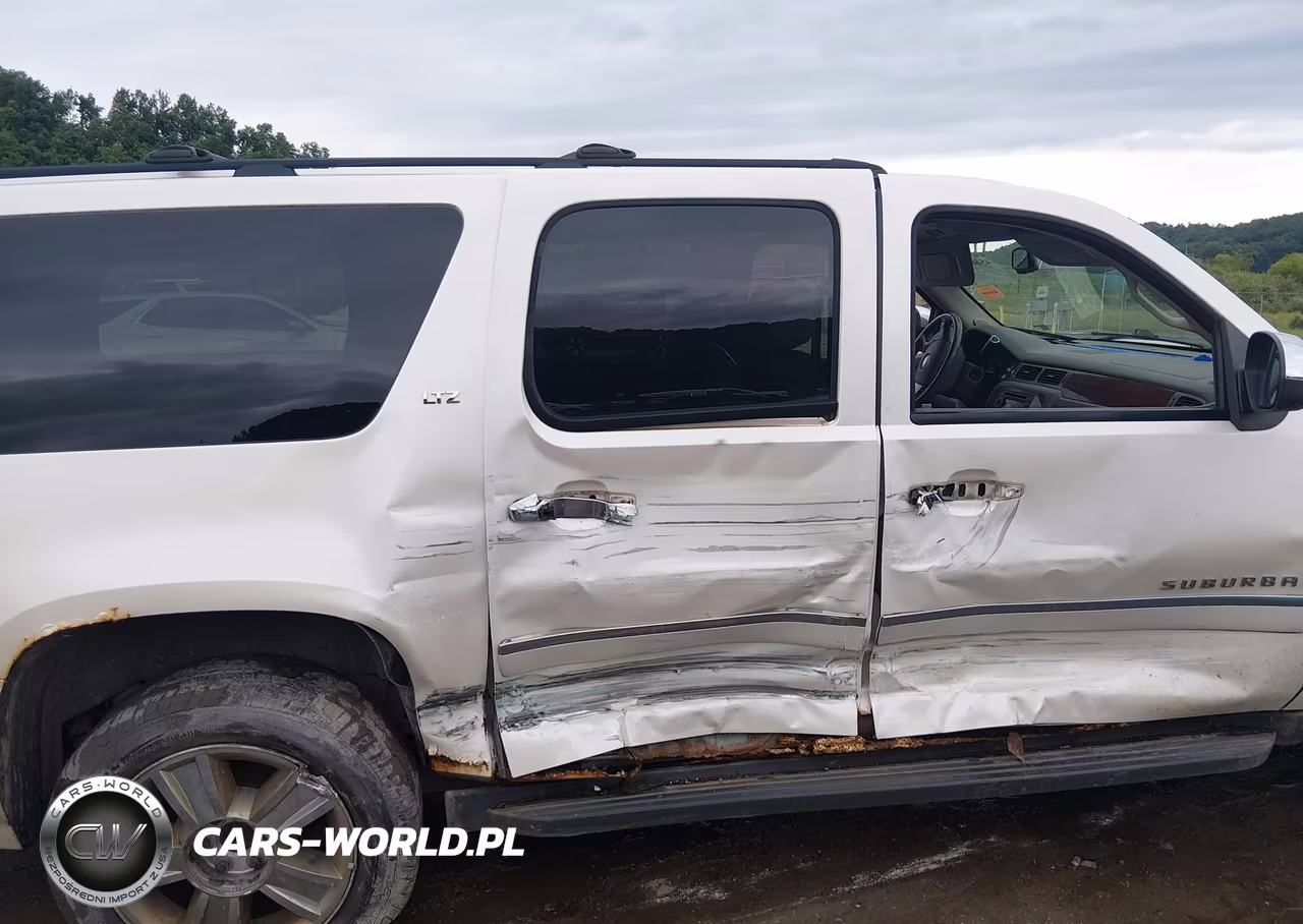 2010 Chevrolet Suburban 1500 Ltz VIN:1GNUKKE33AR183179 - 6