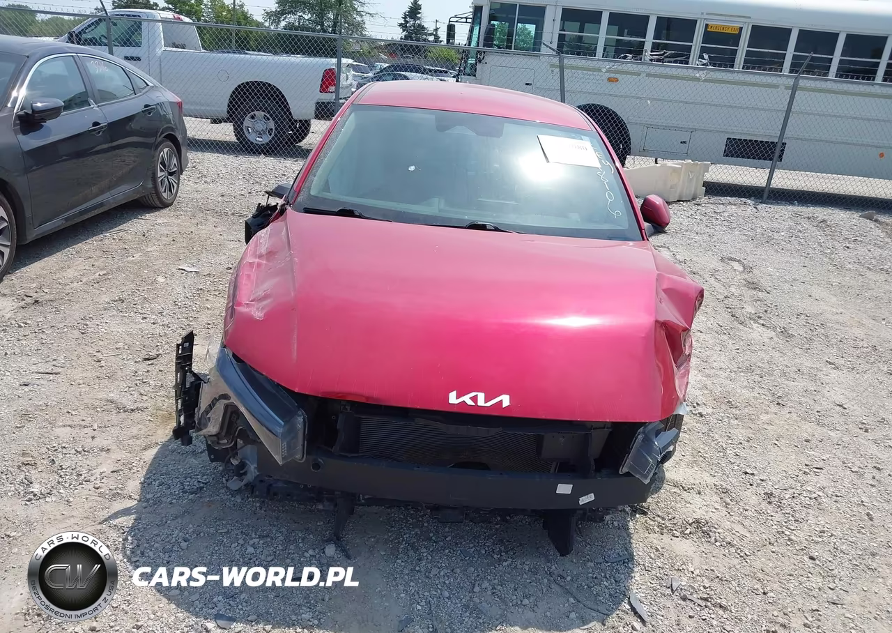 2025 Kia K4 Lxs VIN:3KPFT4DE4SE018106 - 12
