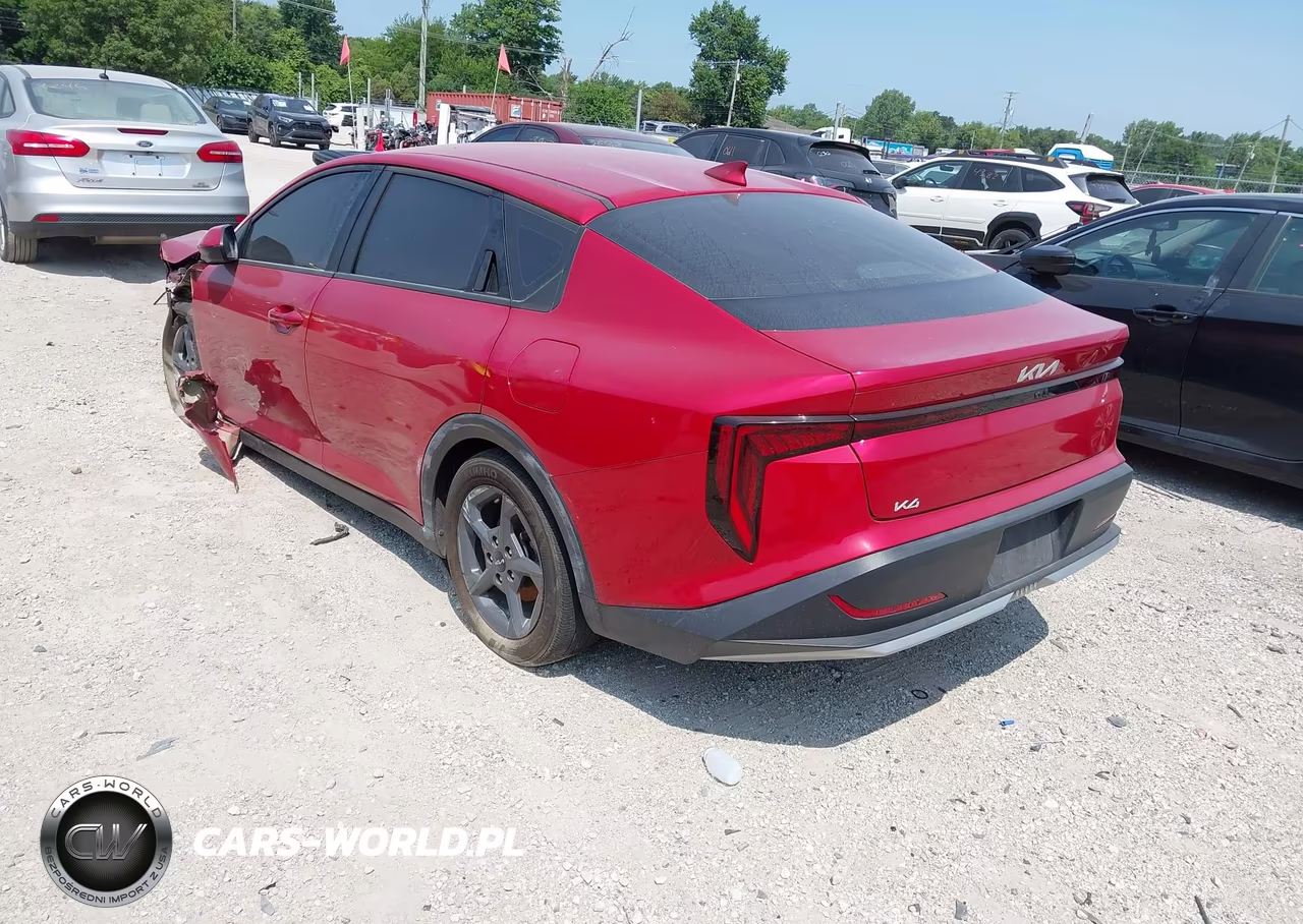 2025 Kia K4 Lxs VIN:3KPFT4DE4SE018106 - 3