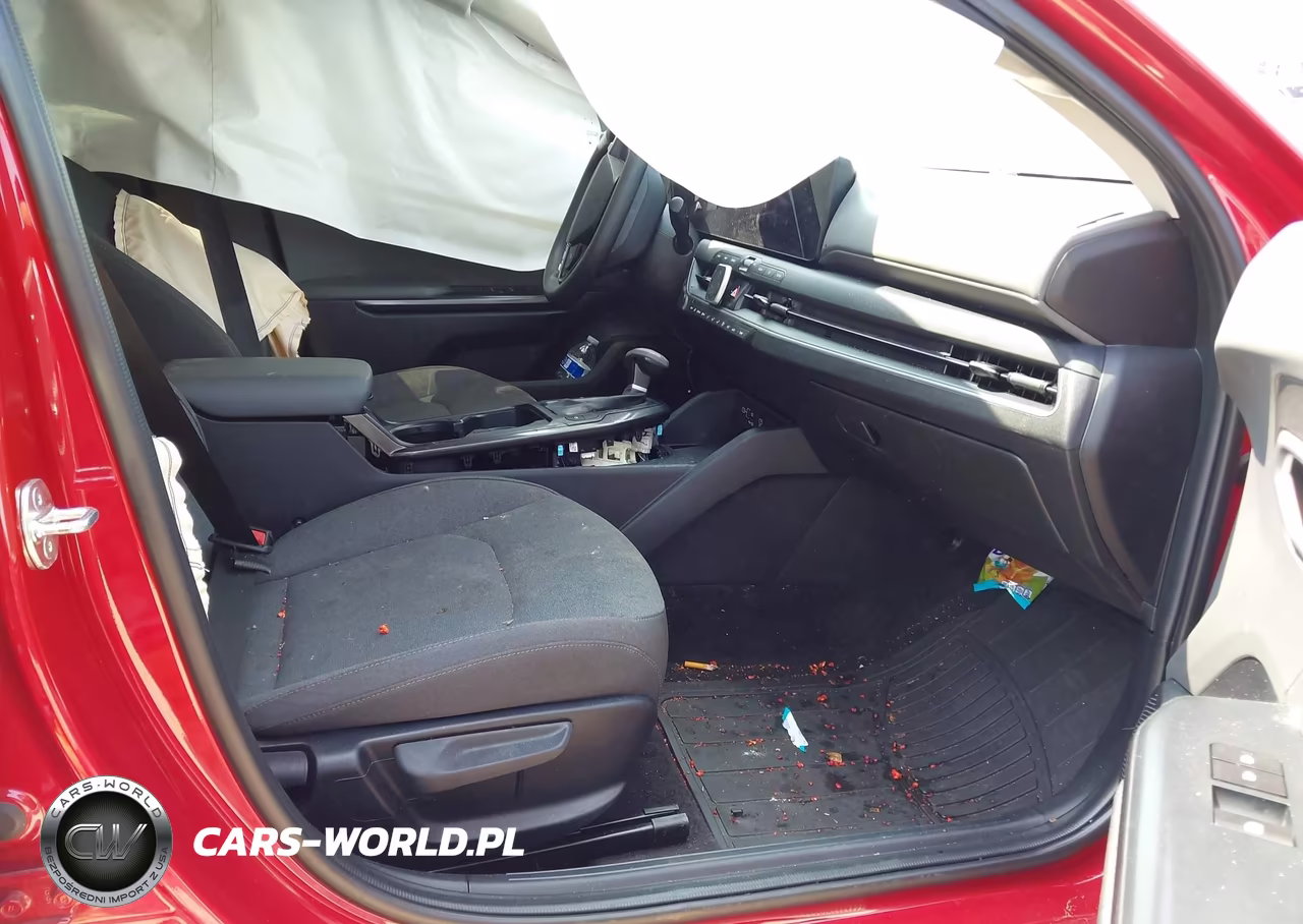 2025 Kia K4 Lxs VIN:3KPFT4DE4SE018106 - 5