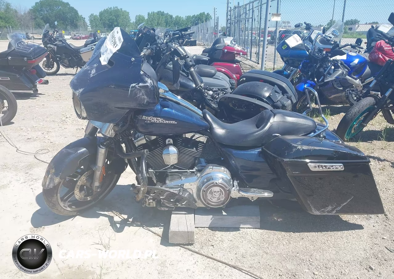 2014 Harley-Davidson Flhx Street Glide VIN:1HD1KBM14EB606070 - 12