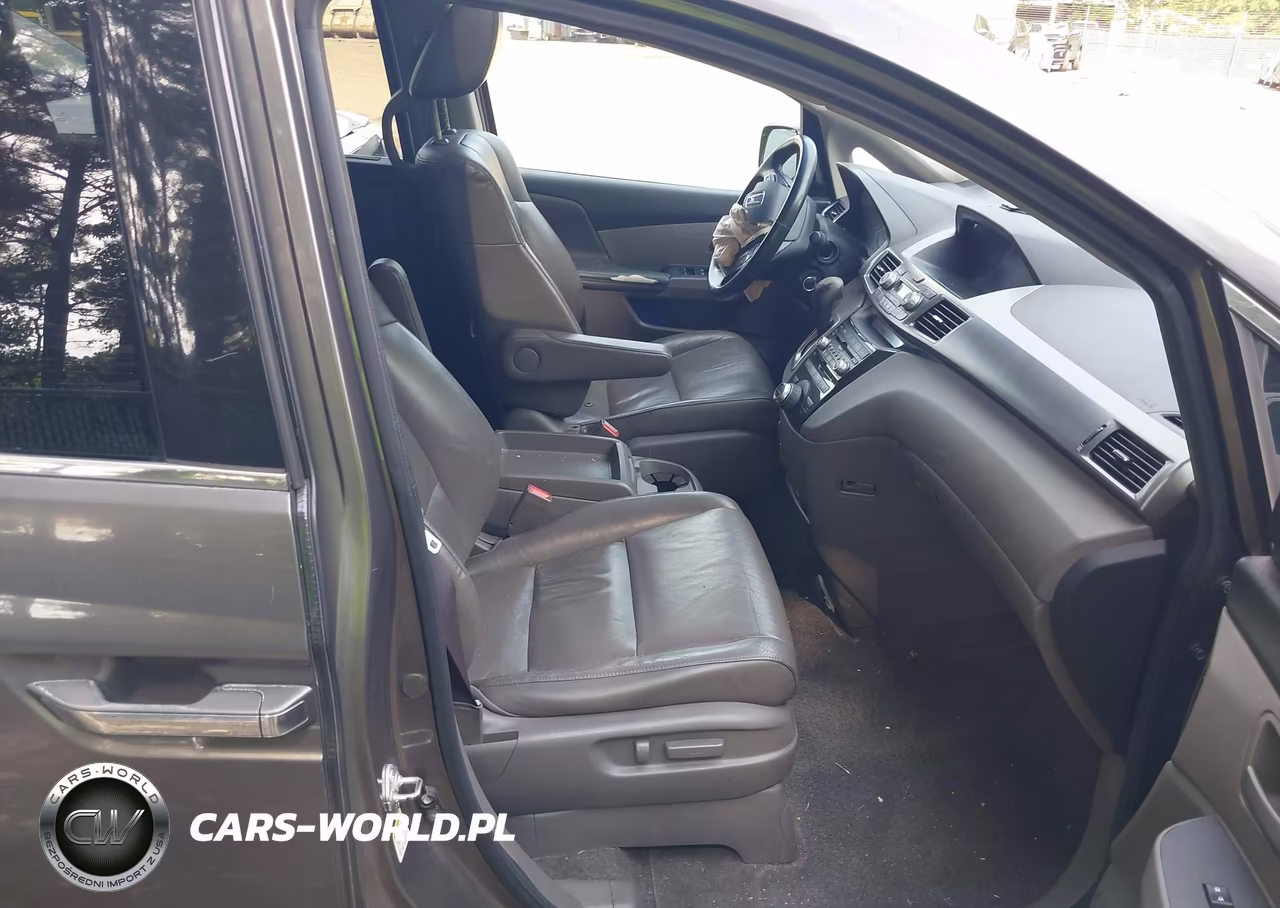 2011 Honda Odyssey Touring-Touring Elite VIN:5FNRL5H98BB008821 - 5