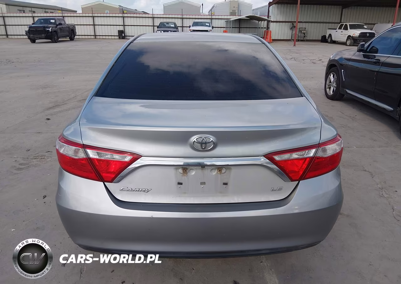 2017 Toyota Camry Le VIN:4T1BF1FK8HU686715 - 16