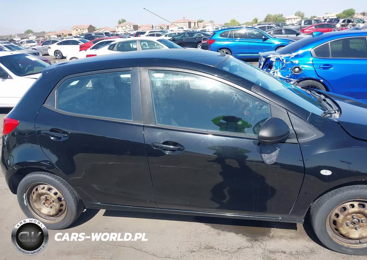 2012 Mazda Mazda2 Sport VIN:JM1DE1KZ2C0145159 - 13