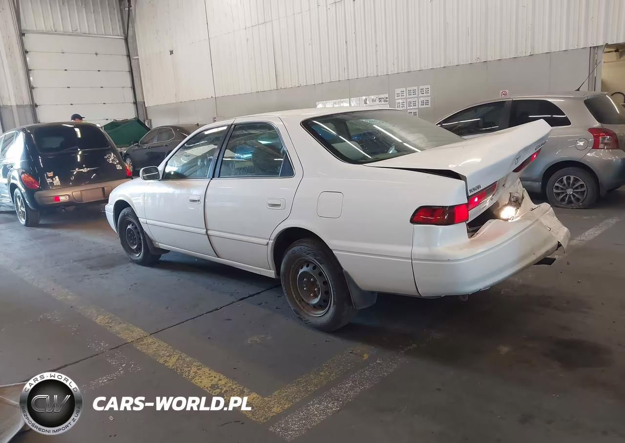1998 Toyota Camry Le VIN:JT2BG22K0W0156510 - 3