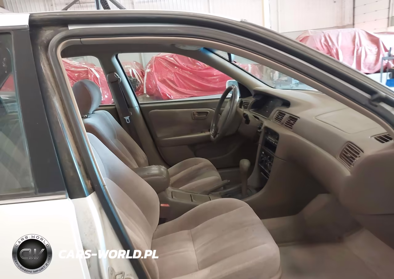 1998 Toyota Camry Le VIN:JT2BG22K0W0156510 - 5