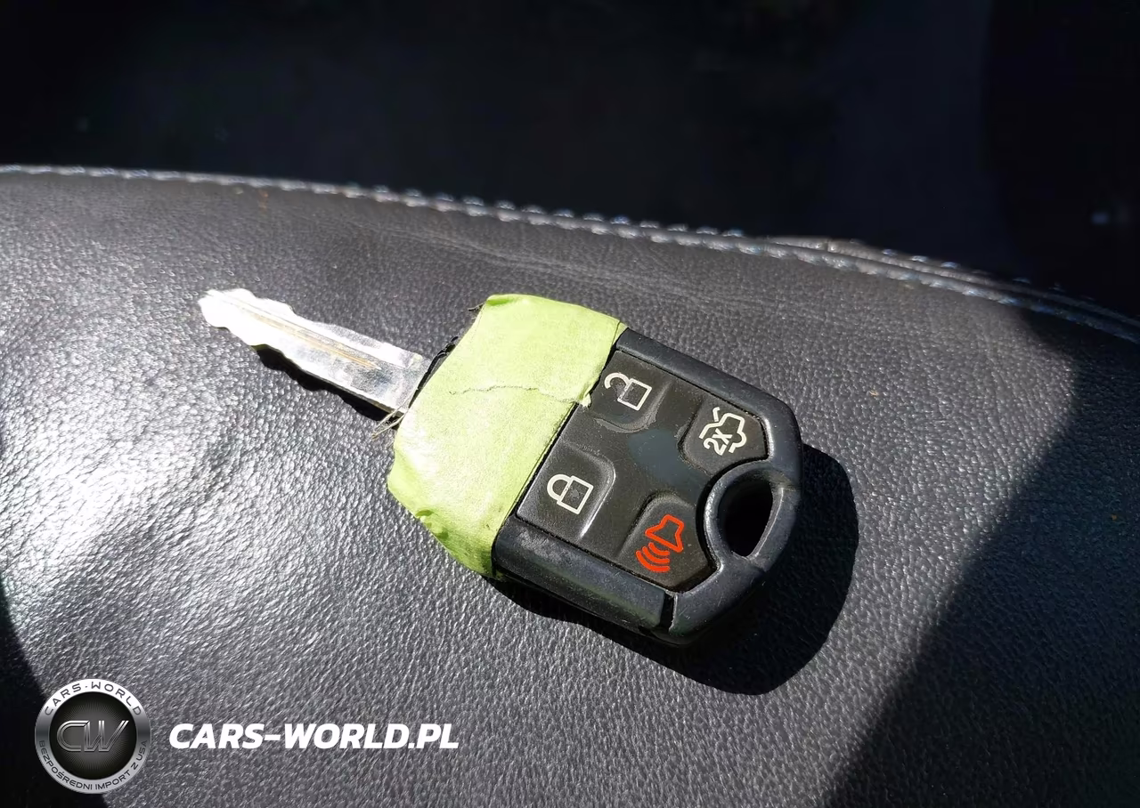 2010 Ford Fusion Sport VIN:3FAHP0KC4AR244537 - 11
